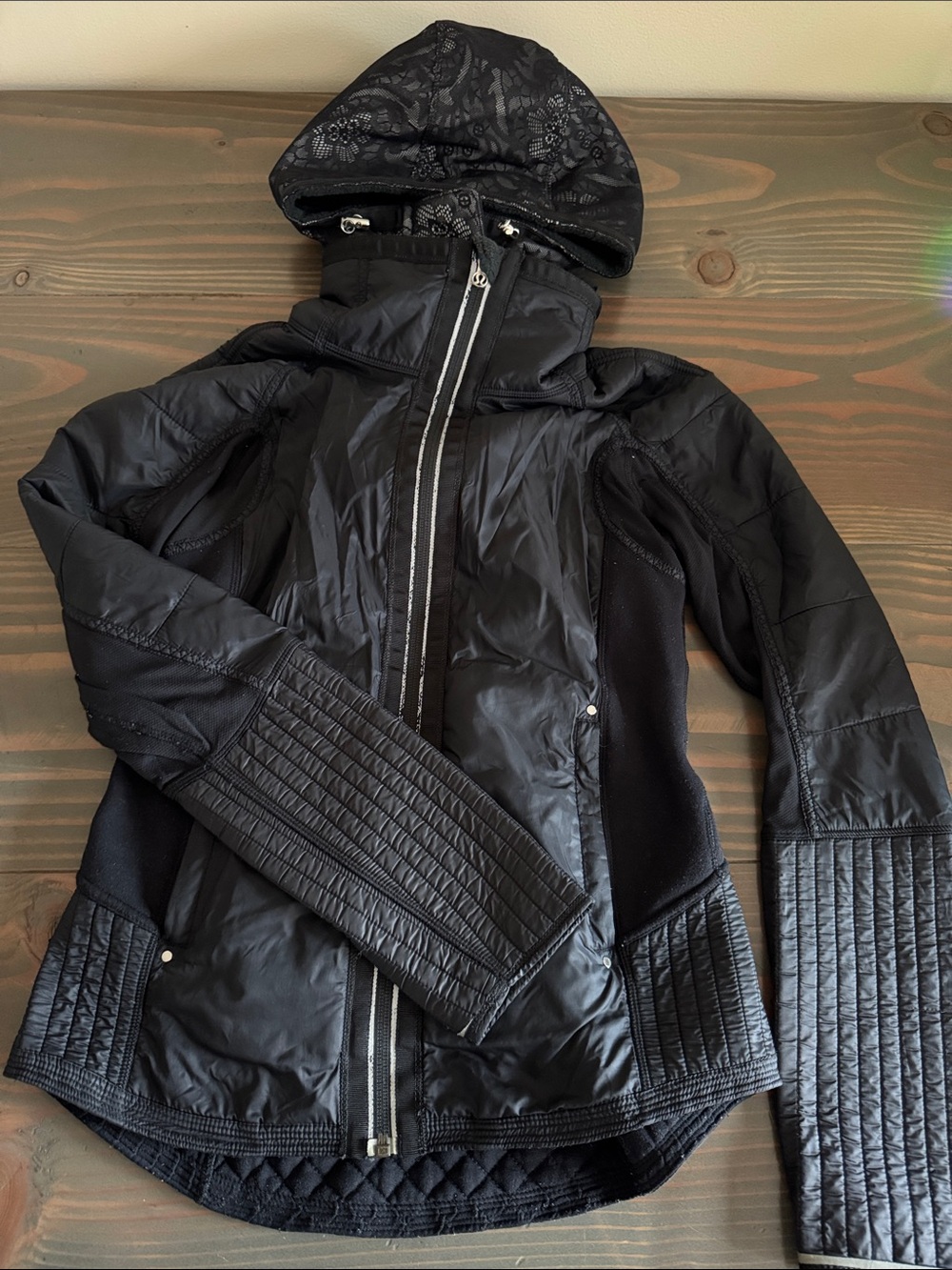 Lululemon Black Women's Hooded Quilted Jacket - Removable Insert